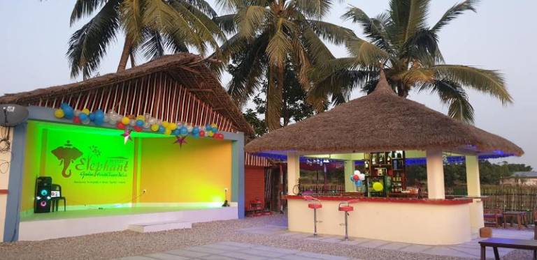 Resort  Theliya