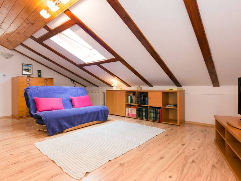 Rental apartment with BBQ & patio | Sea view | Close to the beach | Pets allowed — photo 2