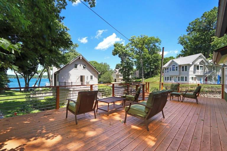 House Lake Geneva