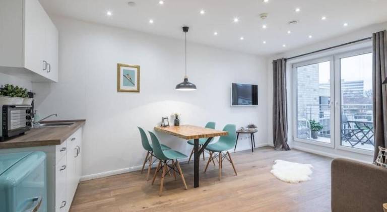 Charming Apartment Close to Heart of Hamburg in Hamburg