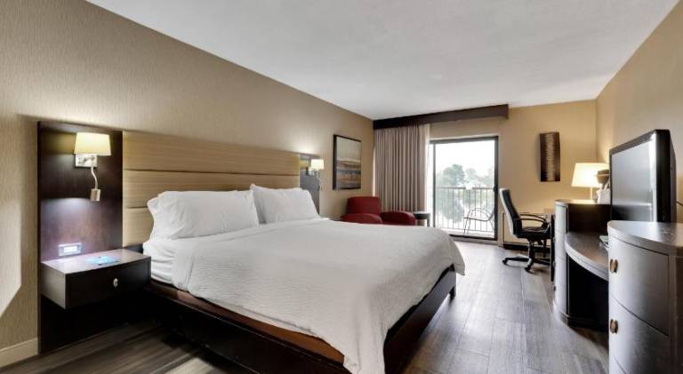 Holiday Inn Hotel Peterborough Waterfront By IHG — photo 2