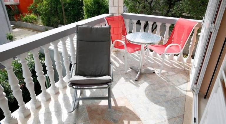 Holiday apartment with 3 rooms for 5 persons — photo 4