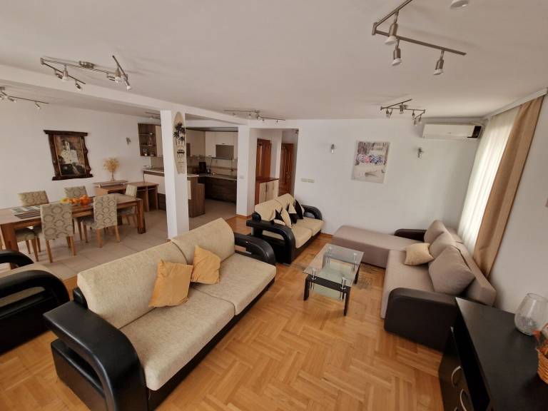 Bed & Breakfast Budva