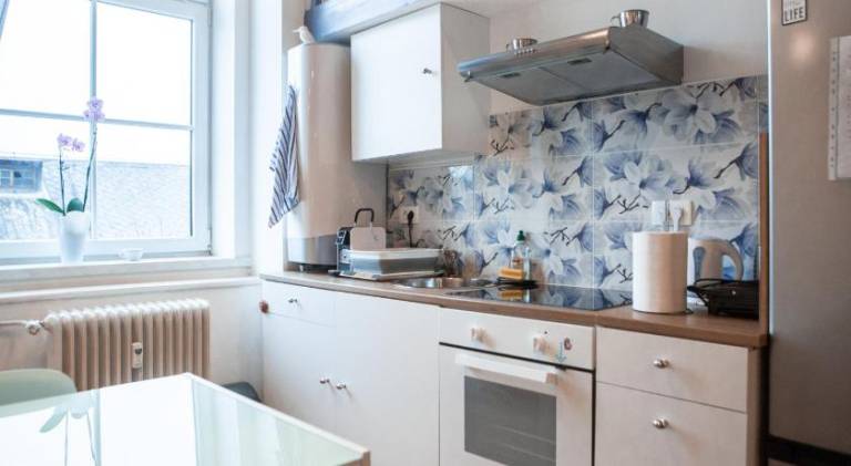 Charming holiday apartment with jacuzzi | Near Cobblers' Bridge | Pet-friendly — photo 4