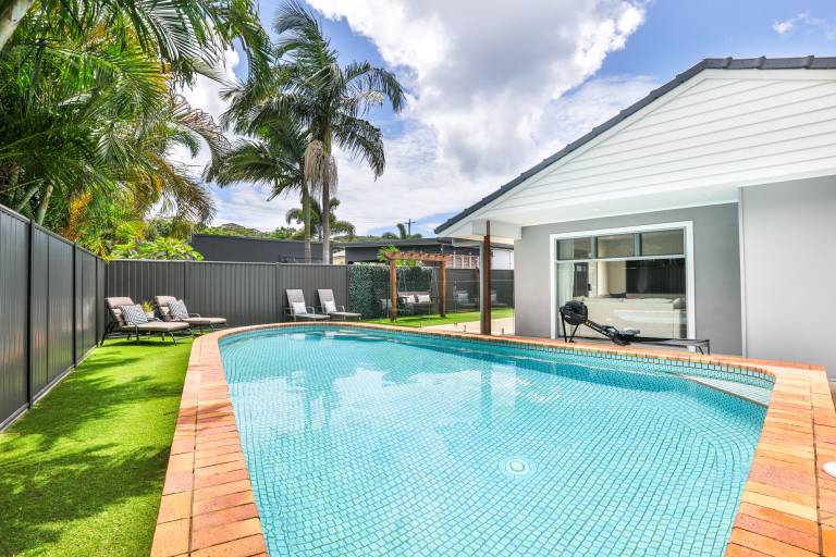 House Burleigh Heads
