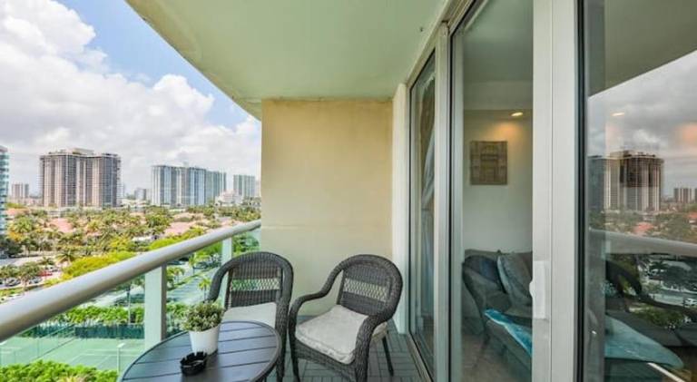 Ample apartment with pool | Next to the beach | Suitable for remote work | Pets allowed — photo 5