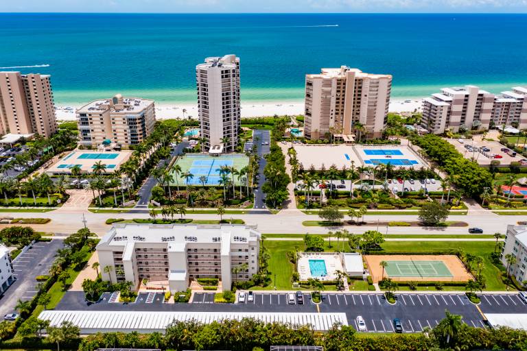 Condo  Marco Island