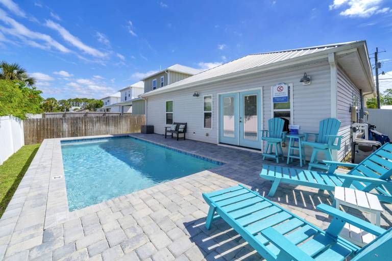 Palm Beach Oasis in Hollywood, FL
