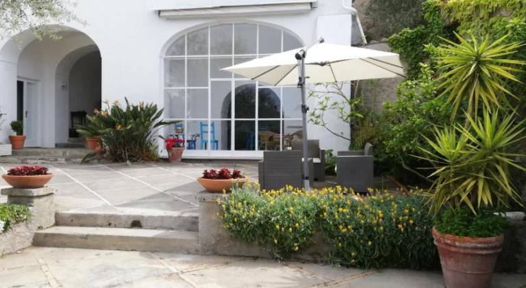 Spacious rental apartment with pool | Pet-friendly in Sorrento