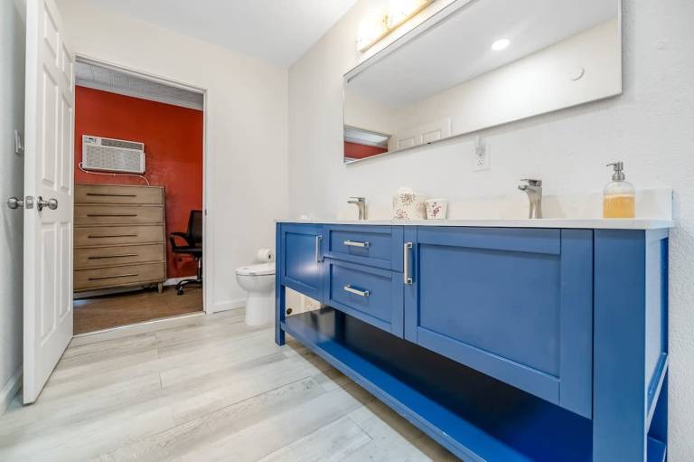 Holiday apartment with grill & garden — photo 4