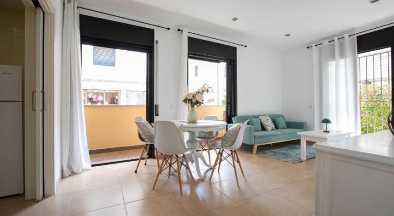 Fully equipped wonderful rental apartment with patio | Next to the beach | Good for workation | Pets allowed — photo 3