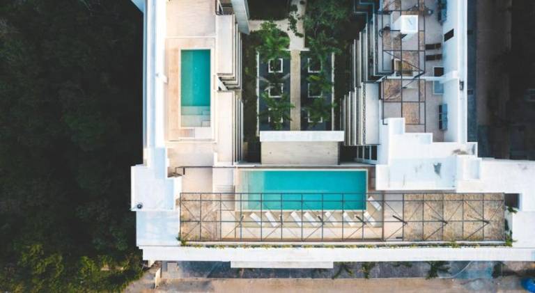 Vacation home with pool in Tulum