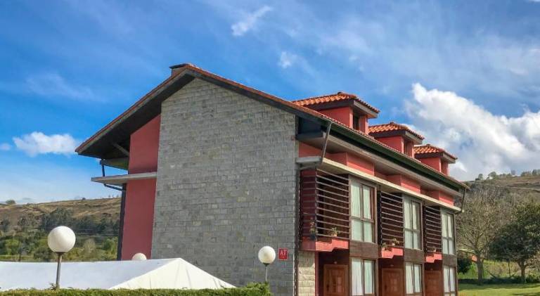 Apartment with garden in Llanes