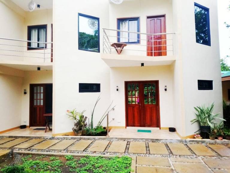Rental apartment with yard | Good for workation in Puerto Princesa
