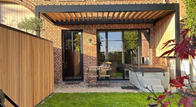 La Grange-Vorsen Logement privatif de 100m2 avec bain balneo, cabine Infrarouge, jacuzzi in Leuven