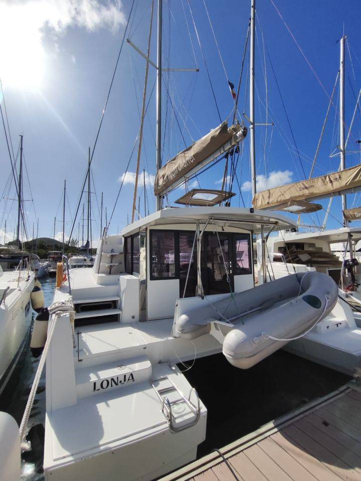 12 M² Péniche ∙ 4 Chambres ∙ 8 Personnes - Martinique