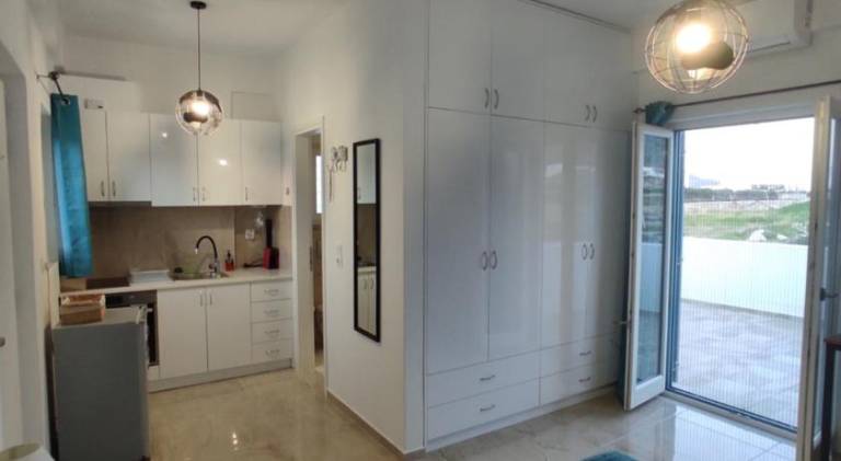 Serviced apartment with yard, terrace & hot tub | Suitable for remote work | Pets allowed — photo 2