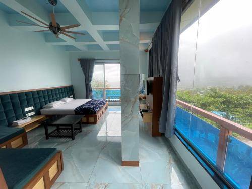 Natural resort panhala