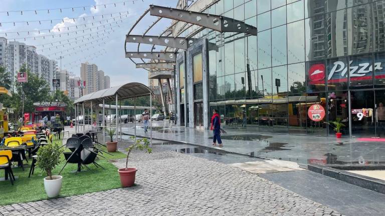 Wonderful vacation home | Pets allowed in Noida