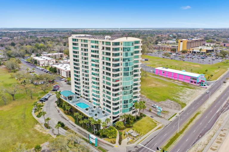 Condo  Biloxi