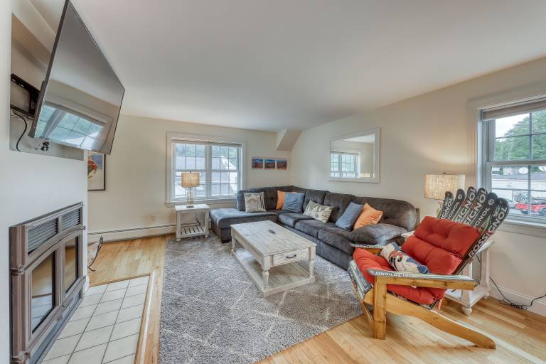 Condo Stowe