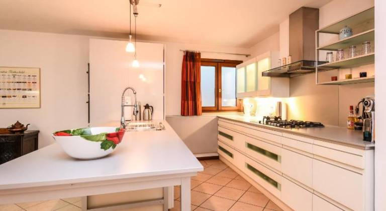 Villa with pool | Pet-friendly — photo 5