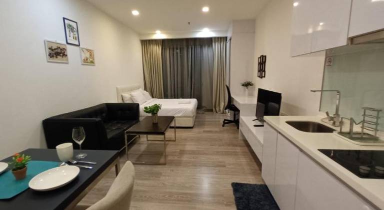 AK Residence — photo 3