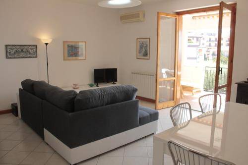 Rental apartment with garden & terrace — photo 2