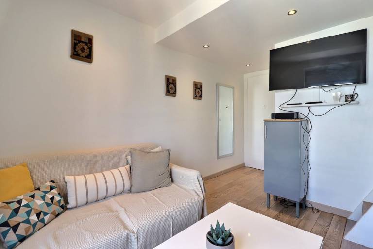Rental apartment | Close to Moulin Rouge — photo 4