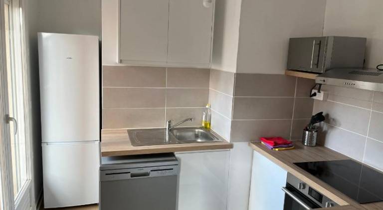 Rental apartment with 4 rooms for 8 persons — photo 3