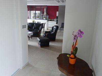 House with jacuzzi — photo 3