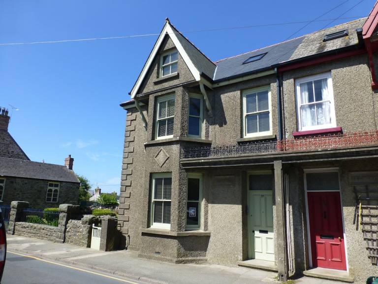 Apartment  Saint Davids