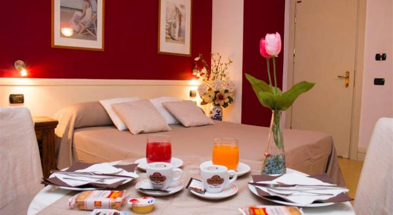 Hotel Mediterraneo — photo 4