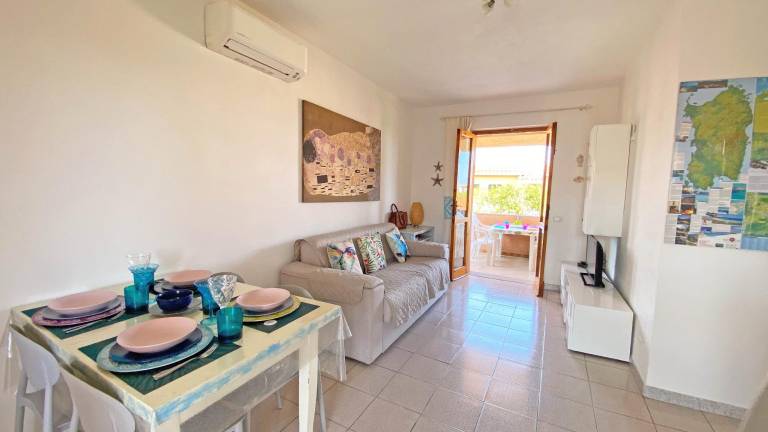 House with terrace, yard & grill in San Teodoro