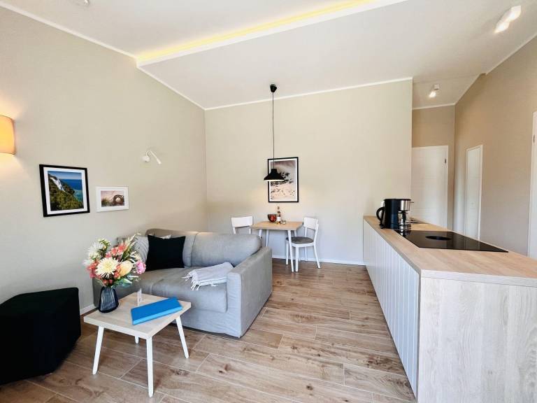 Holiday apartment with yard, patio & sauna | Garden view — photo 4