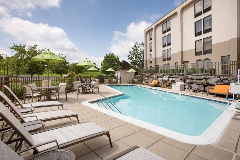 Hampton Inn Lancaster — photo 2