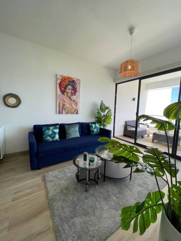 Holiday apartment with patio & pool — photo 5