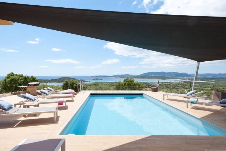 Family-oriented nice villa with barbeque, garden & terrace | Sea view | Pet-friendly — photo 3