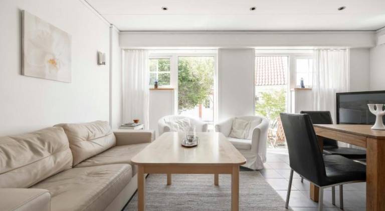 Apartment with 2 rooms for 4 persons in Visby