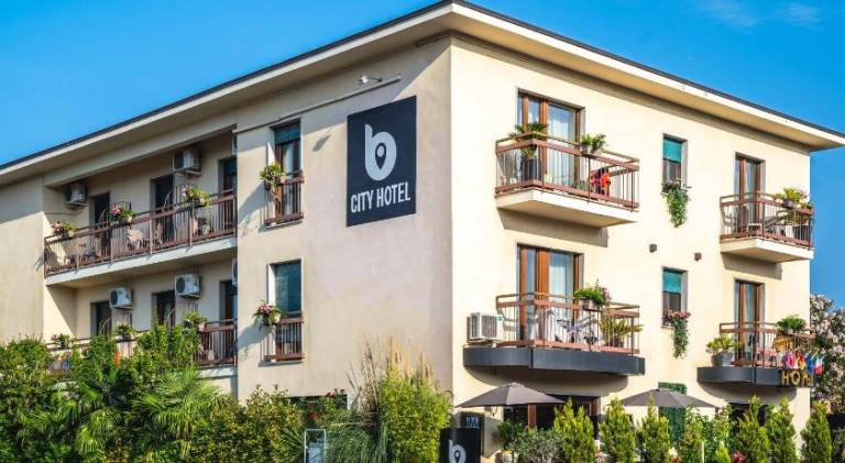 B City Hotel Bardolino — photo 2