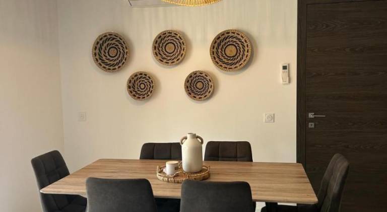 Apartment with terrace — photo 3