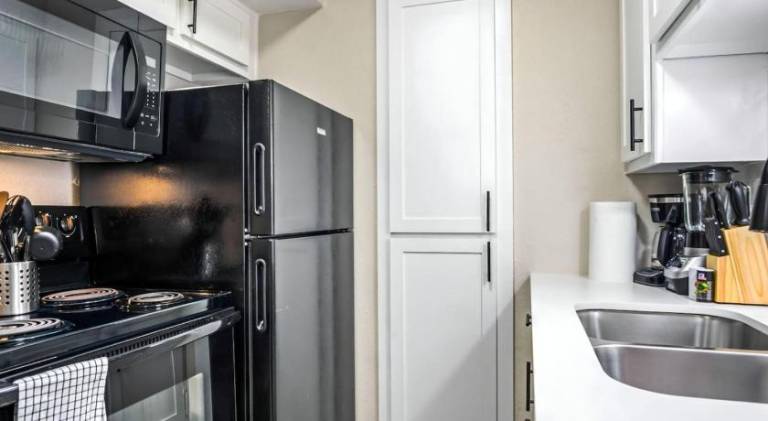 Rental apartment with pool — photo 4