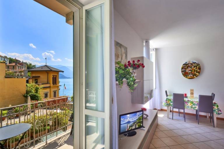 Appartement Varenna
