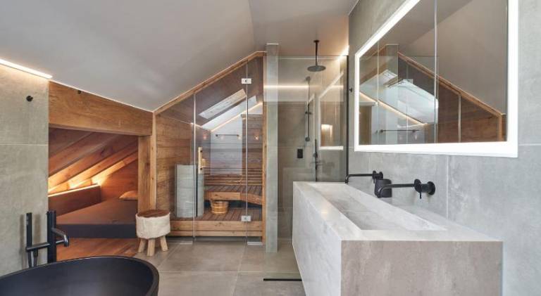 Holiday apartment with 5 rooms for 12 persons — photo 2