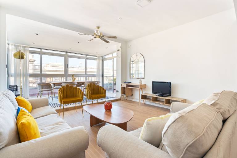 Apartment with terrace | Next to Sagrada Família | Dogs allowed — photo 4