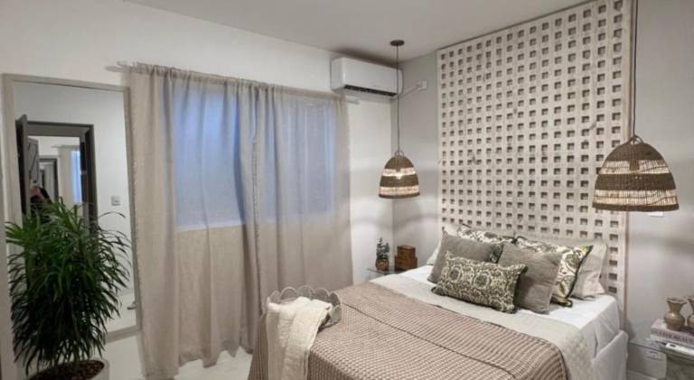 Serviced apartment with terrace, pool & yard | Pet-friendly — photo 2