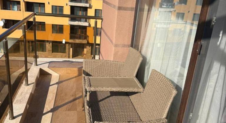 Rental apartment with garden & patio — photo 5