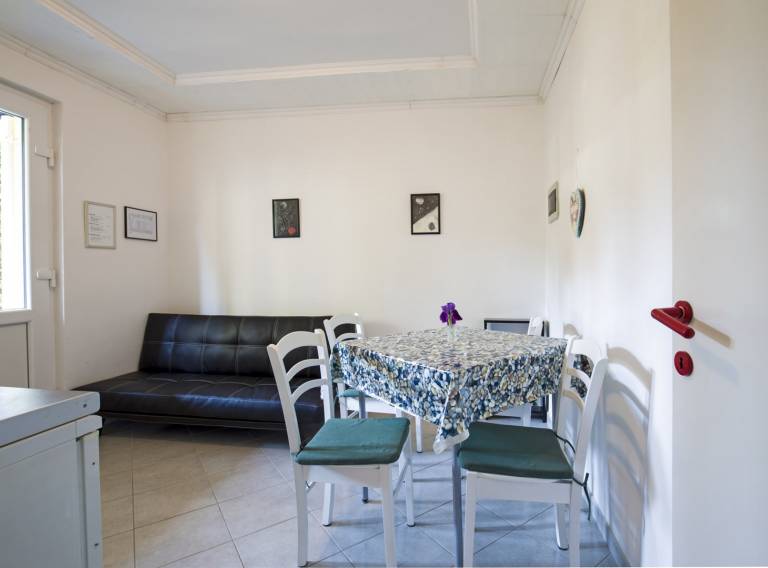 Apartment with patio, barbecue & fast internet — photo 4
