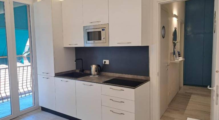 Rental apartment with 2 rooms for 6 persons — photo 4