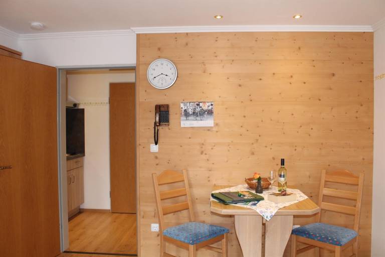 Ferienwohnung in Mittenwald, für max. 2 Personen Ferienwohnung in Mittenwald, für max. 2 Personen